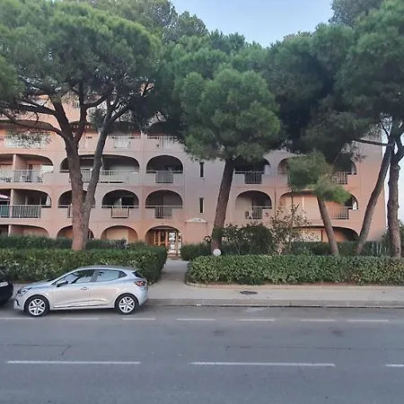 Hyeres Beach Apartment *