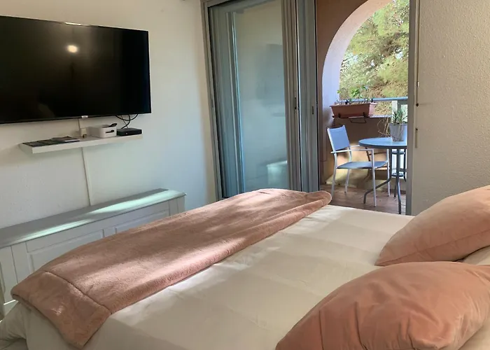 Hyeres Beach Apartment *